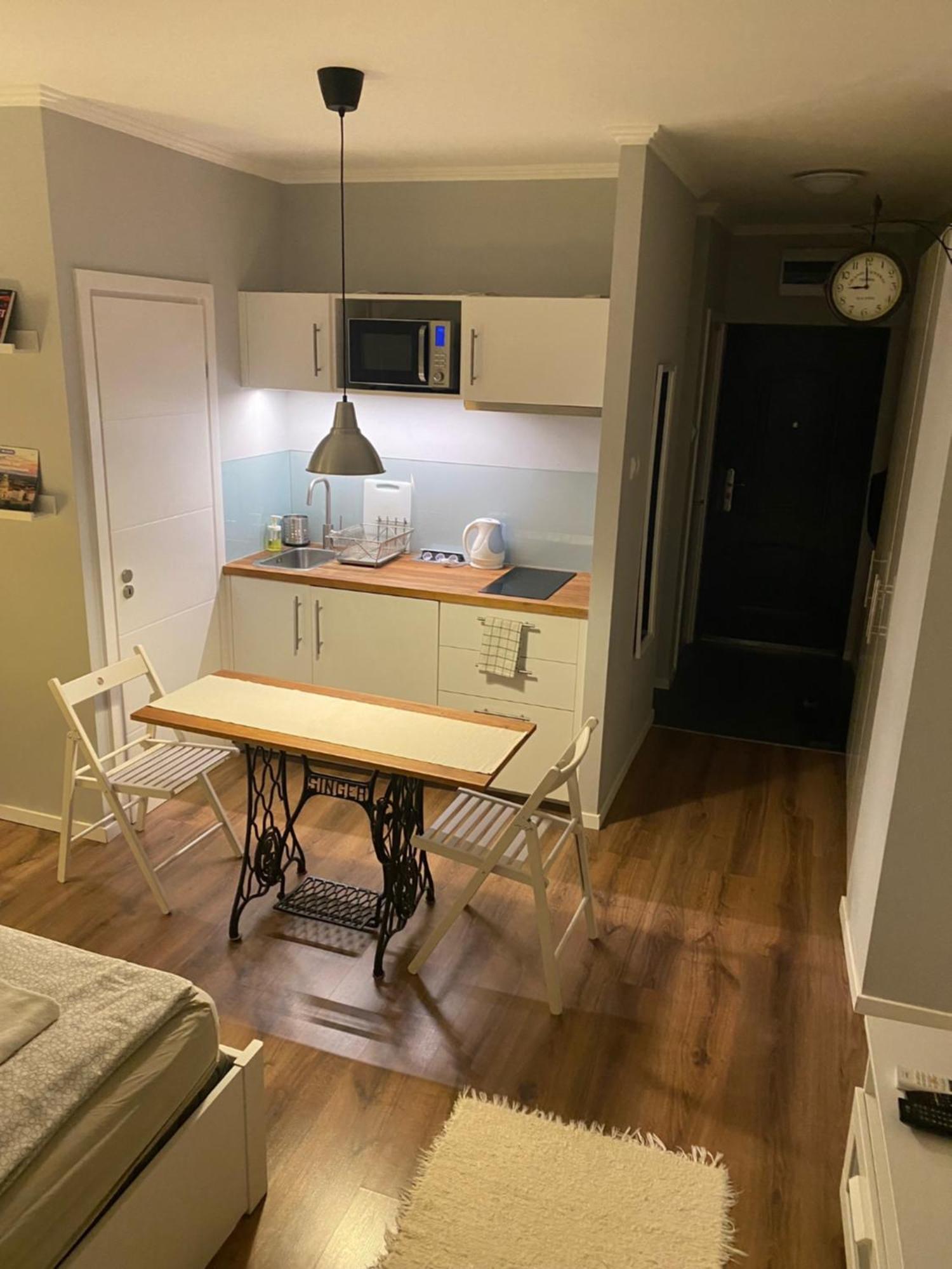 B&B Apartman Eger Eksteriør billede