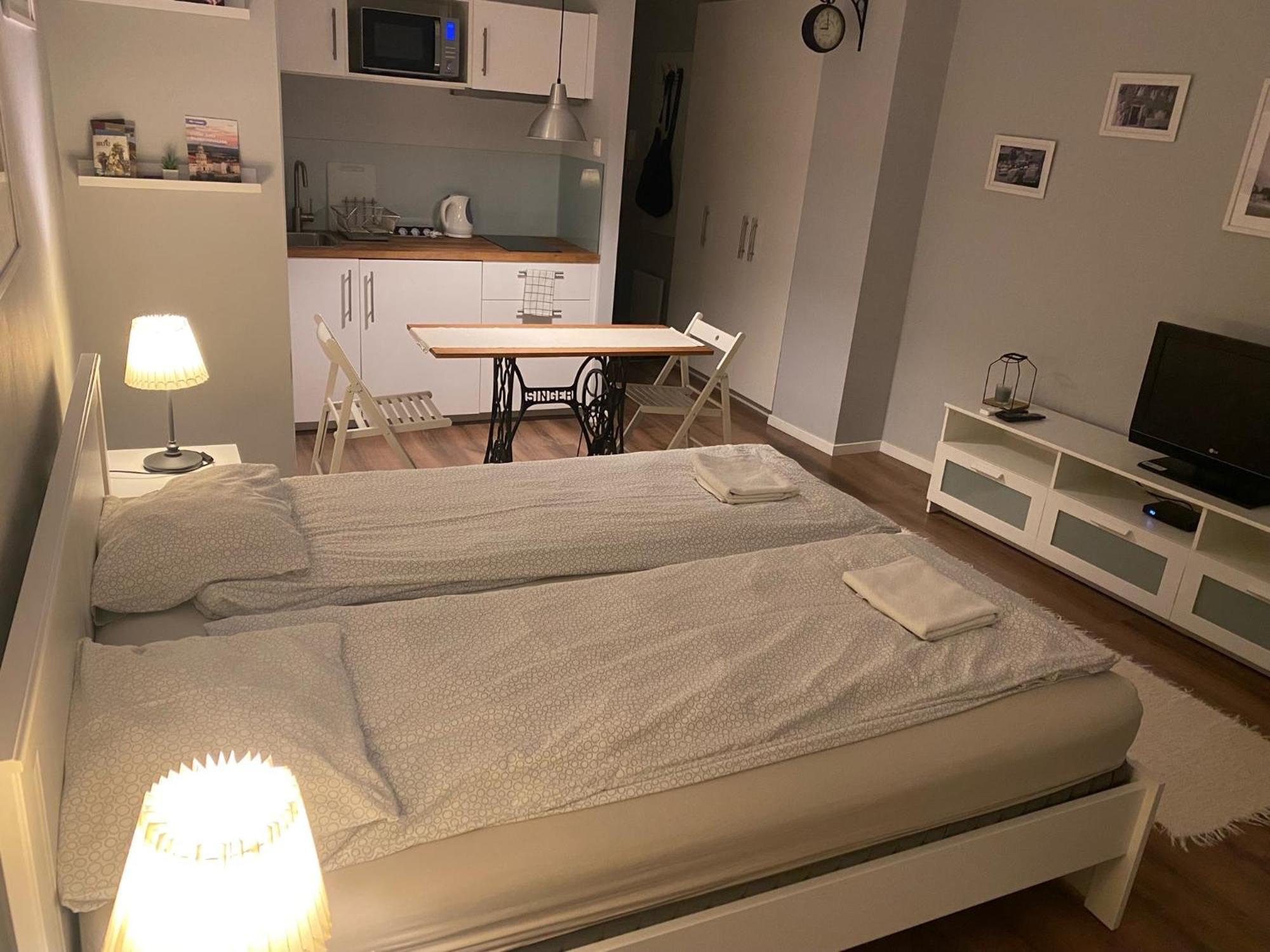 B&B Apartman Eger Eksteriør billede